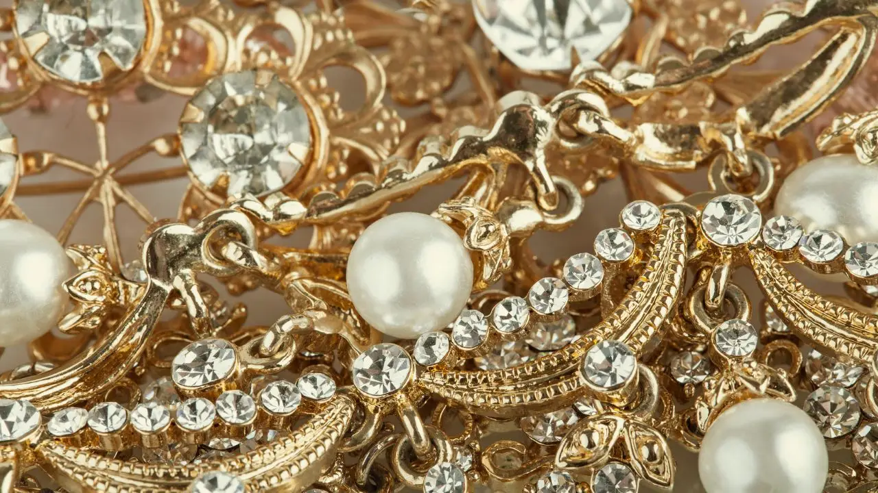Possiedi oro o gioielli di valore: ecco quando devi dichiararli